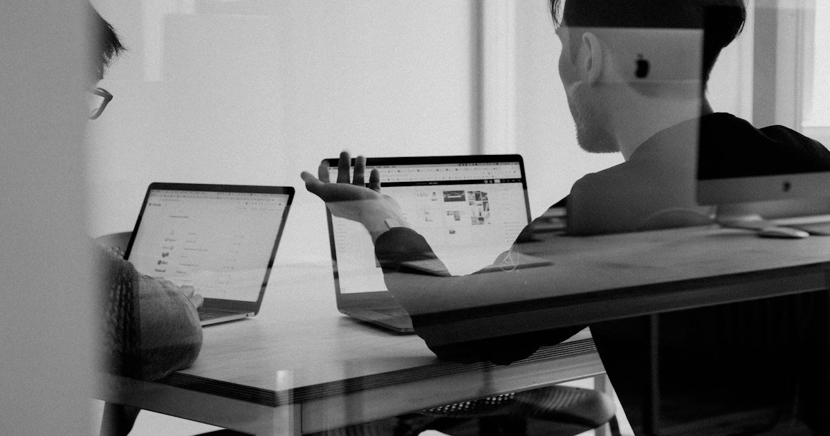 Best Free CRM Tools for Startups: Features, Limits, and Upgrades
