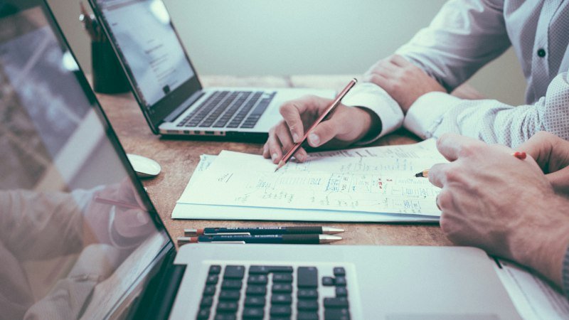 How to Record Business Calls Legally: Compliance, Consent, and Storage Team Training
